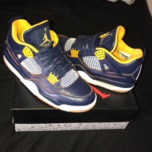 Air Jordan retro 4 “Dunk from above” SOLD!!